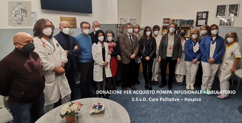 IMMAGINE DI GRUPPO PER LA DONAZIONE PER ACQUISTO POMPA INFUSIONALE AMBULATORIO