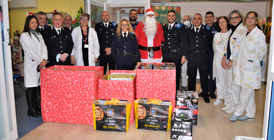 Regali Polizia penitenziaria per la Pediatria